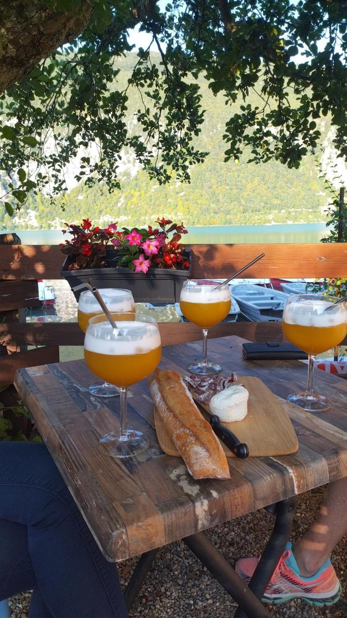 Hotel Camping Le Hameau Des Pecheurs à Novalaise Extérieur photo