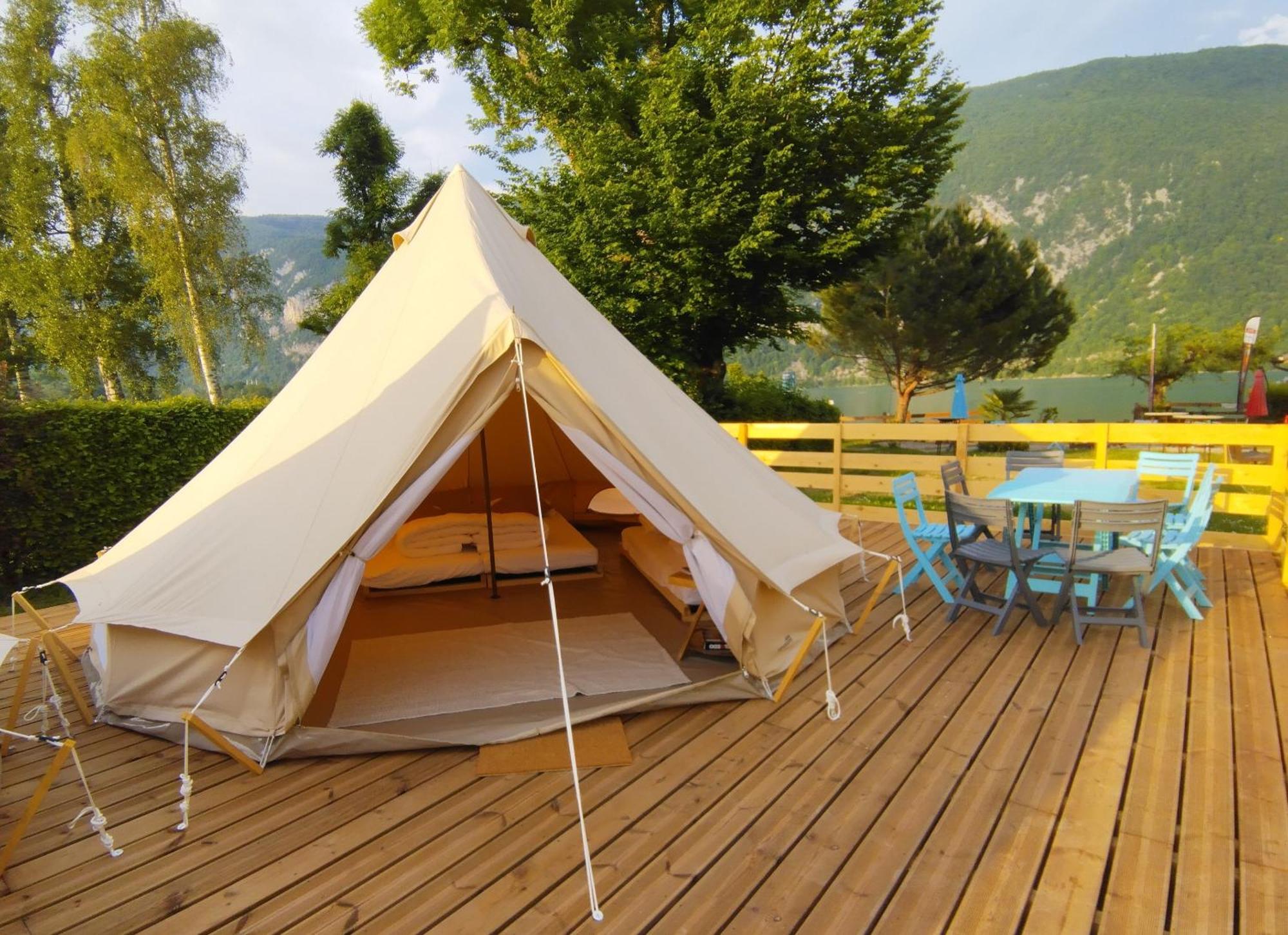 Hotel Camping Le Hameau Des Pecheurs à Novalaise Extérieur photo