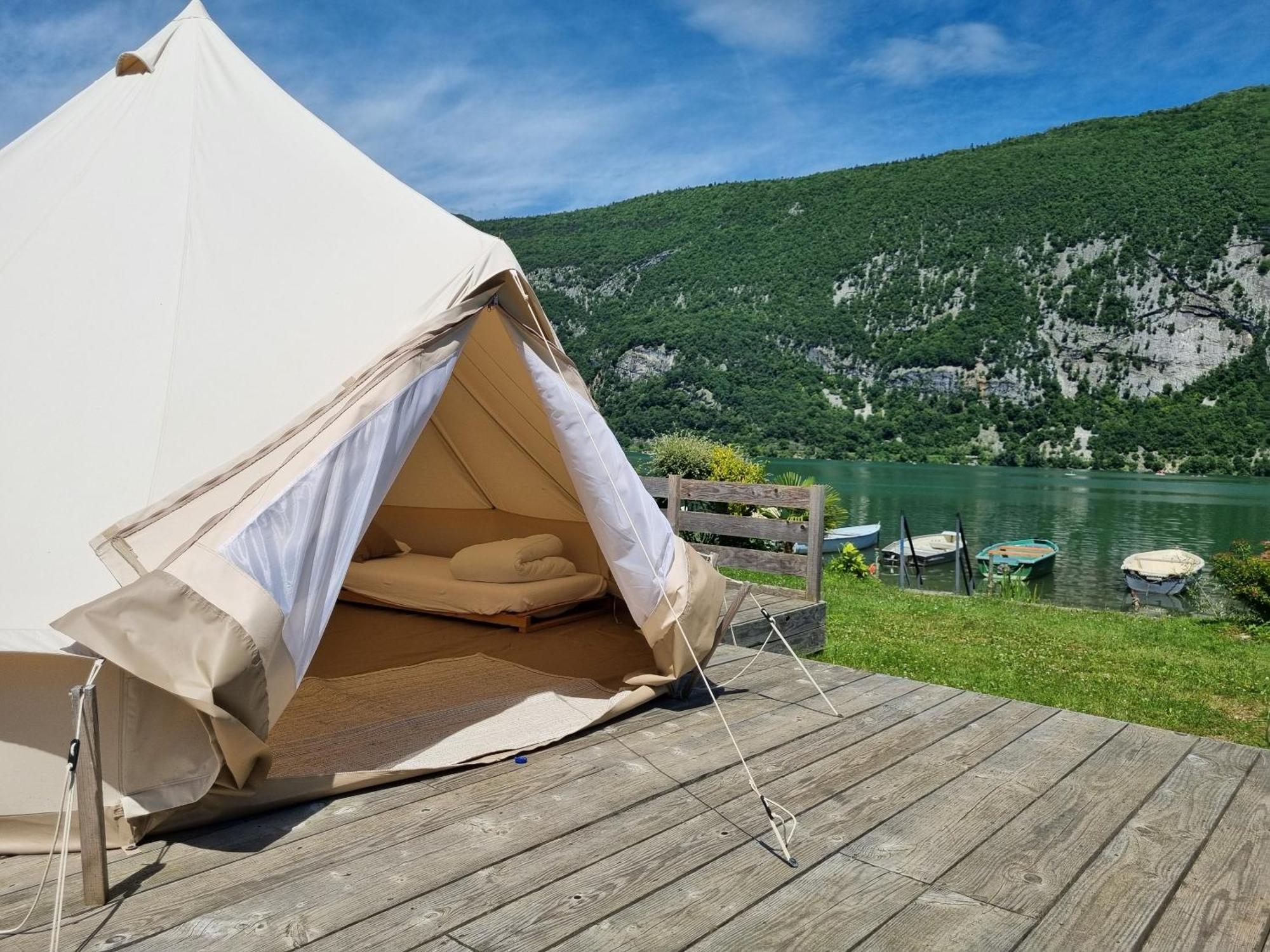 Hotel Camping Le Hameau Des Pecheurs à Novalaise Chambre photo