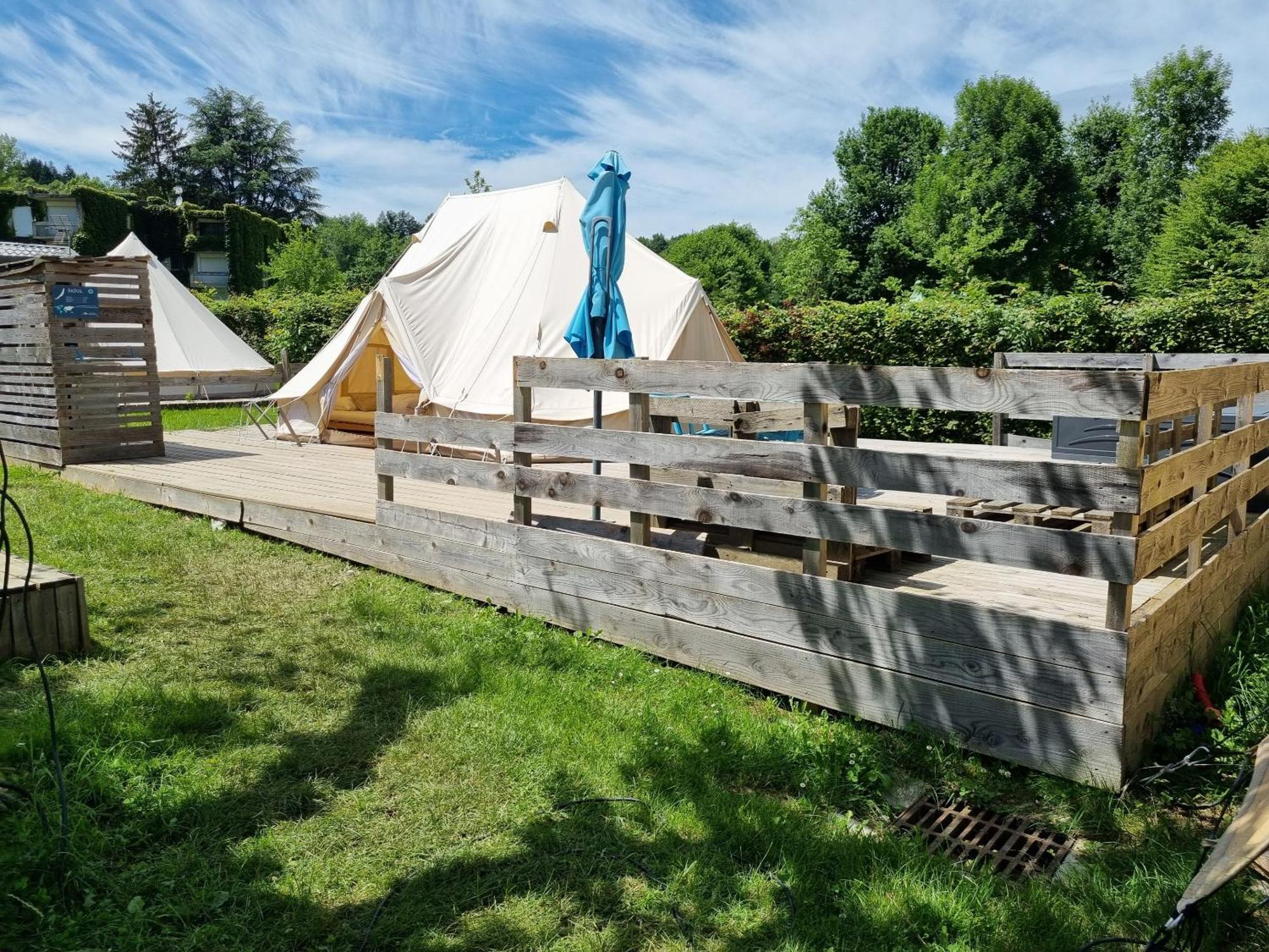 Hotel Camping Le Hameau Des Pecheurs à Novalaise Chambre photo