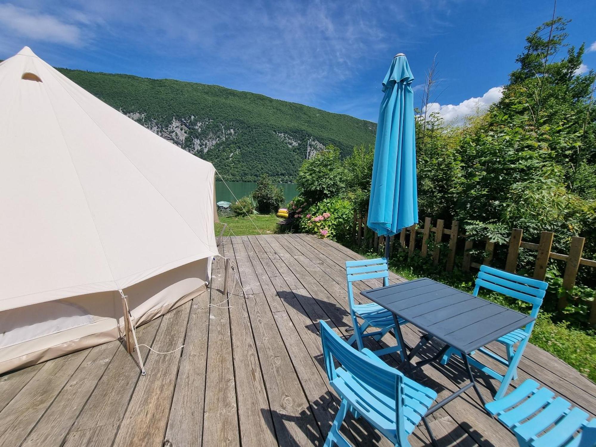 Hotel Camping Le Hameau Des Pecheurs à Novalaise Chambre photo