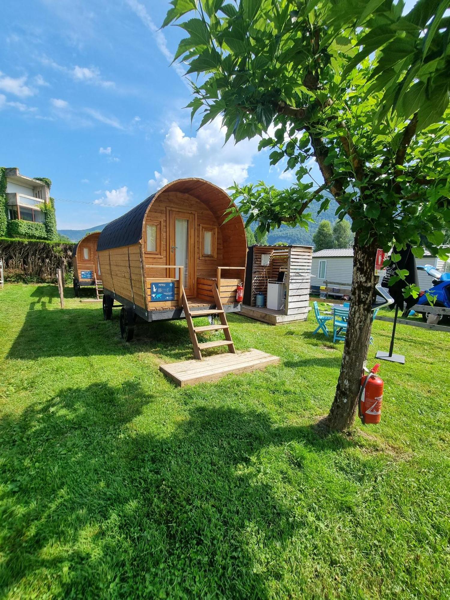 Hotel Camping Le Hameau Des Pecheurs à Novalaise Chambre photo